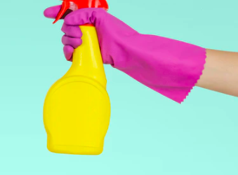 How to Clean Dirt Marks off your Walls After the Winter Season